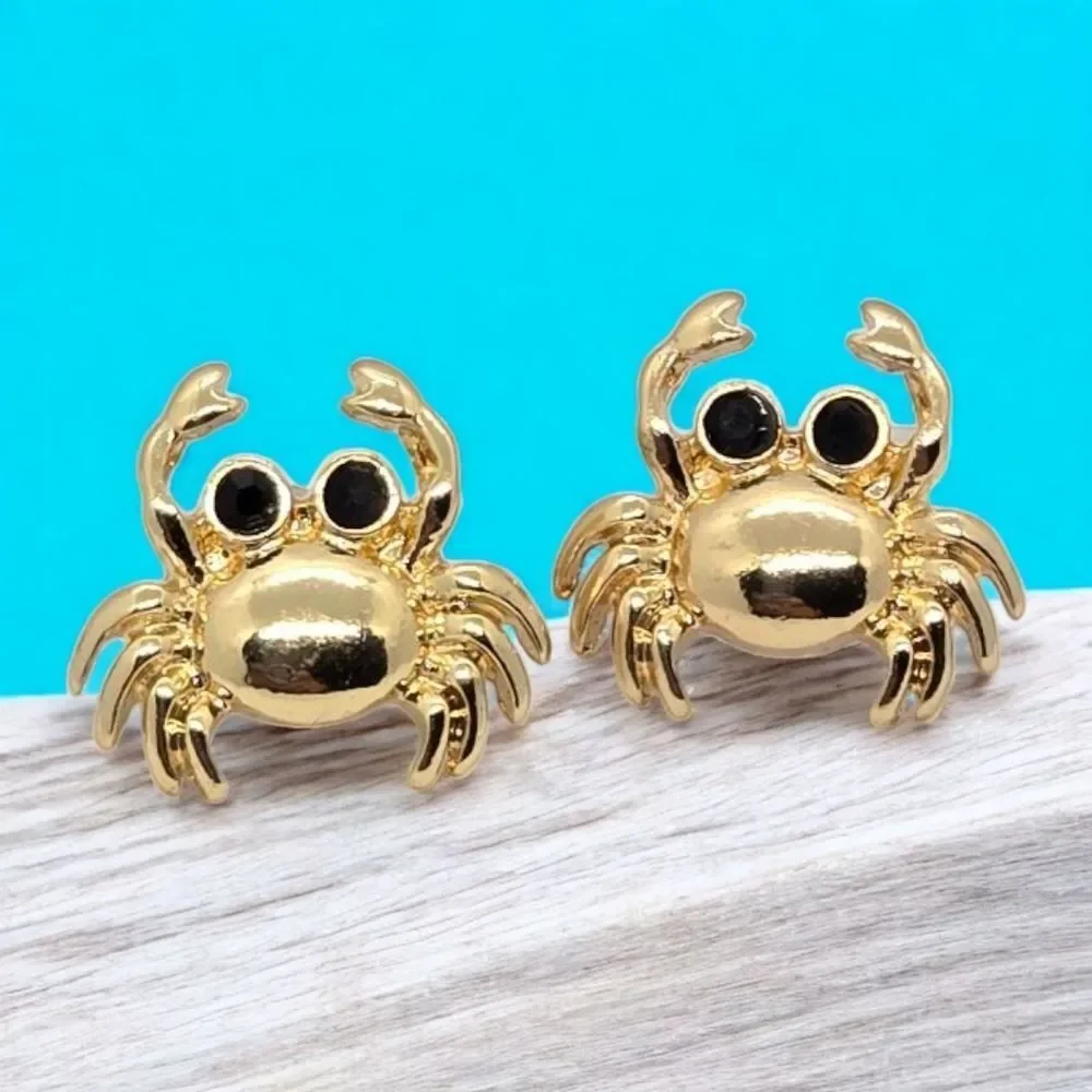 Charming Gold Crab Earrings Pierced Stud Post Nautical Coastal Cruise Casual New